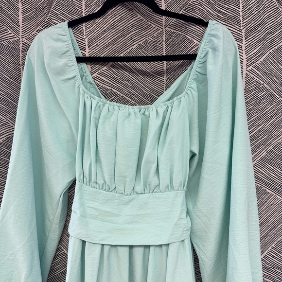 Elegant Mint Green Off-Shoulder Dress <<<<<96>>>>> - Picture 7 of 8
